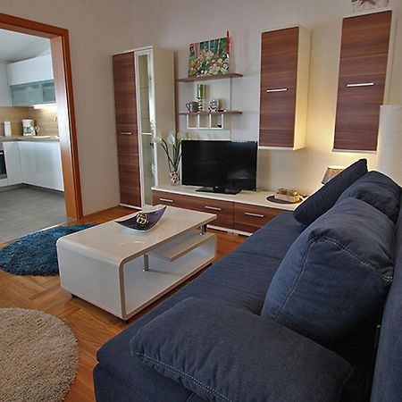 Villa Lilly Cesarica Eksteriør billede